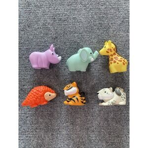 6 Piece Wild Animal Munchkins Bath Toy Set Squeezable Water Squirters for Kids